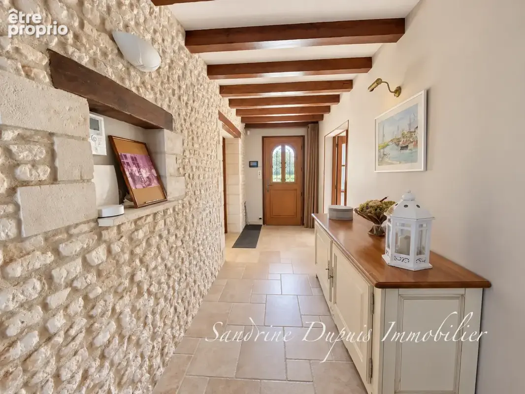 Aux portes de Saintes   Propriété de caractère avec piscine intérieure chauffée - photo 7