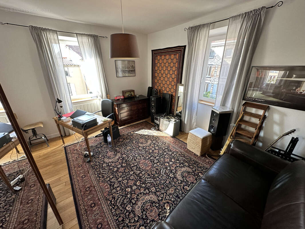 Maison à VEYRE-MONTON