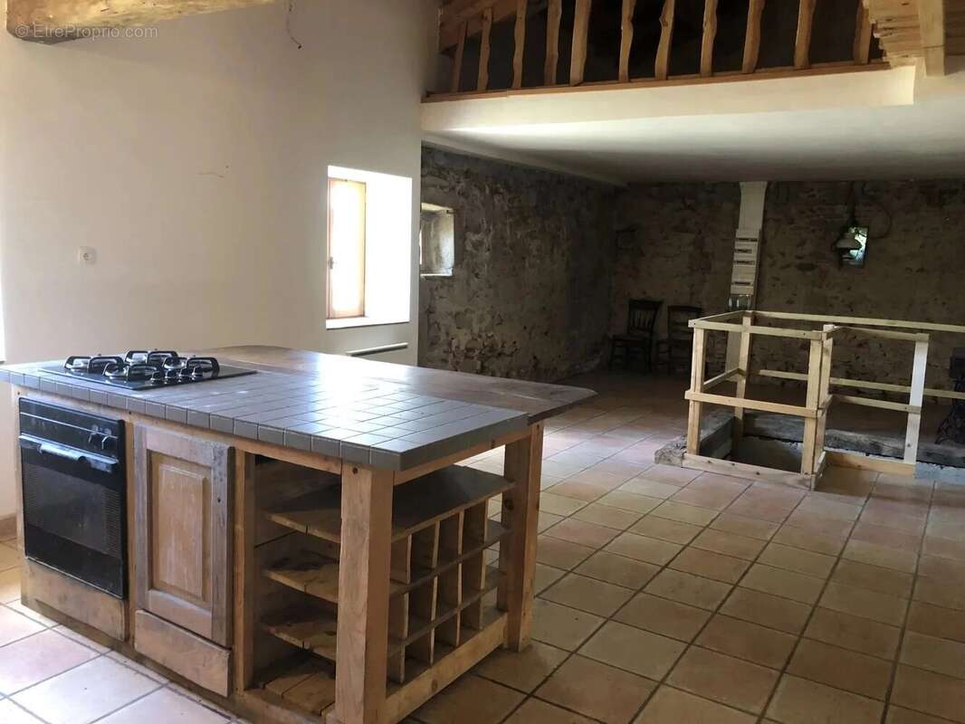 Maison à SAINT-ANTOINE-L&#039;ABBAYE