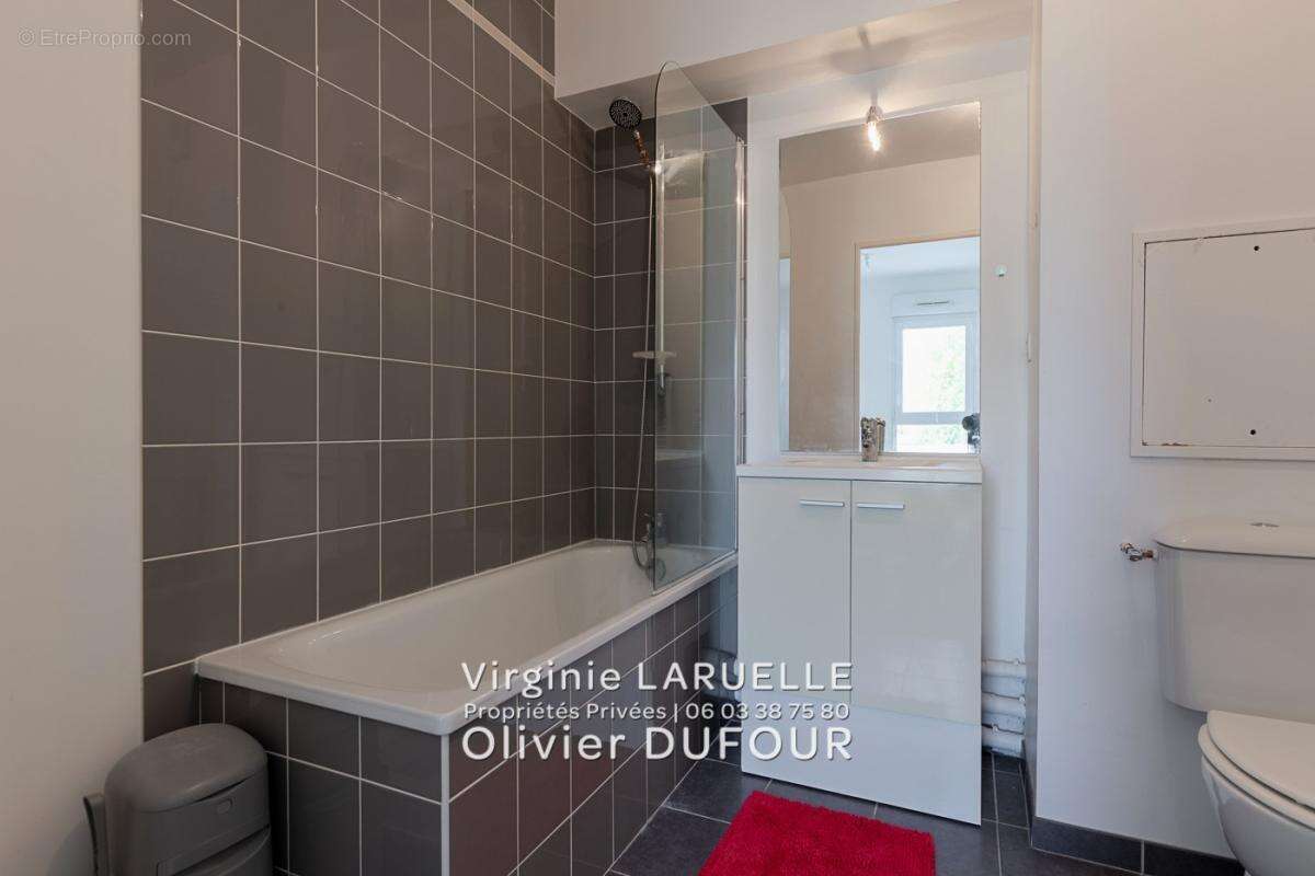 Appartement à MONT-SAINT-AIGNAN