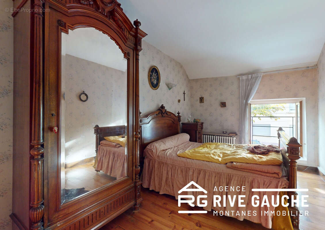 Maison à ROUSSILLON