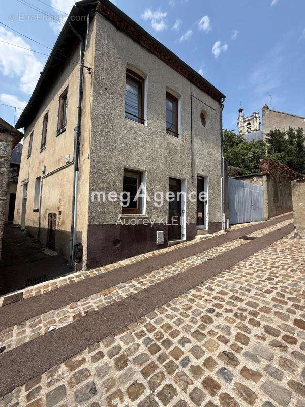 Immeuble au centre ville composée de 3 appartements - photo 4