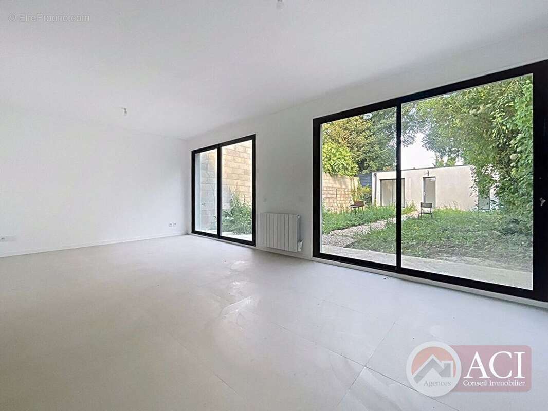 57199274c.jpg - Maison à SAINT-BRICE-SOUS-FORET