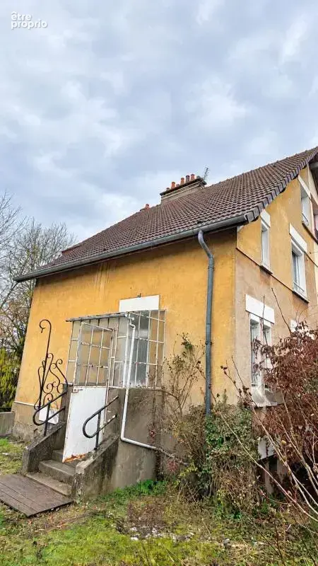 Maison mitoyenne 5 pièces – 110 m² avec jardin de 712 m² à ciry le noble - photo 1