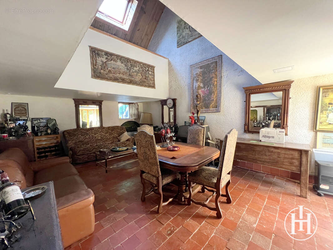 Maison à VERNAIS