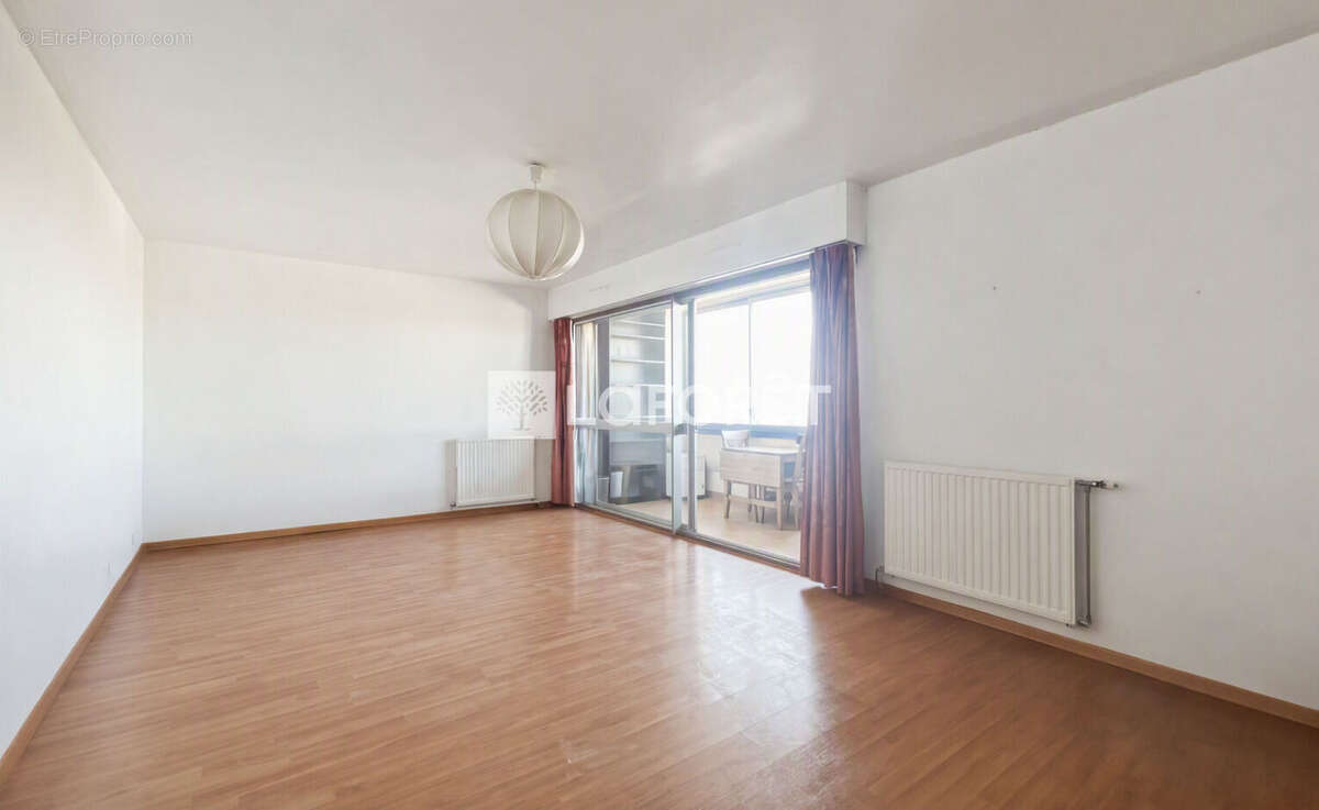 Parc des Bruyères - Studio de 44m² avec loggia - photo 2
