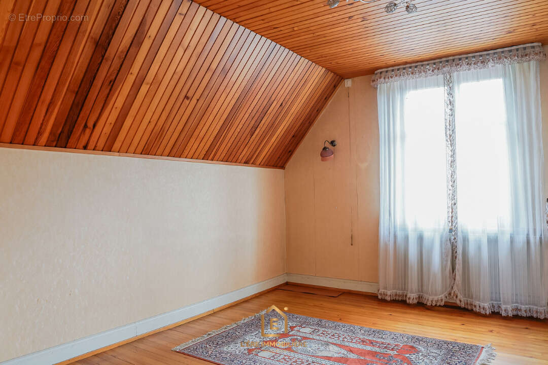 Maison à CHATENOIS