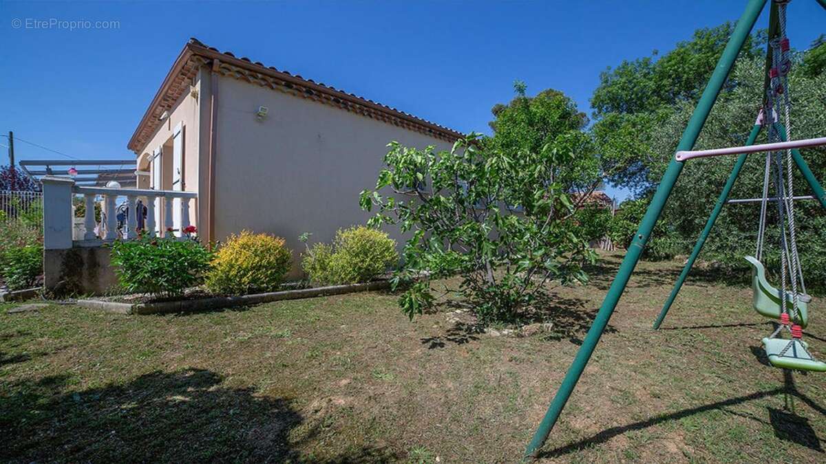 Maison à LES MATELLES