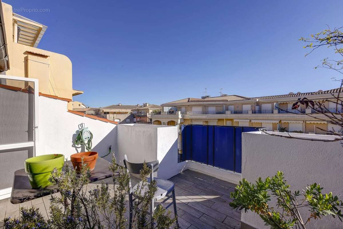 Appartement à MENTON