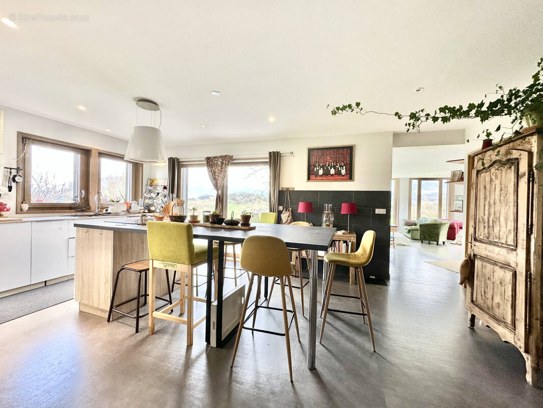 Maison à LE BOURGET-DU-LAC