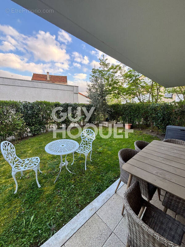 Appartement à LIVRY-GARGAN