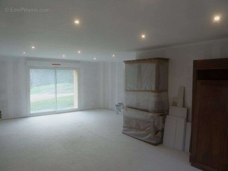 Photo 3 - Maison à PALINGES