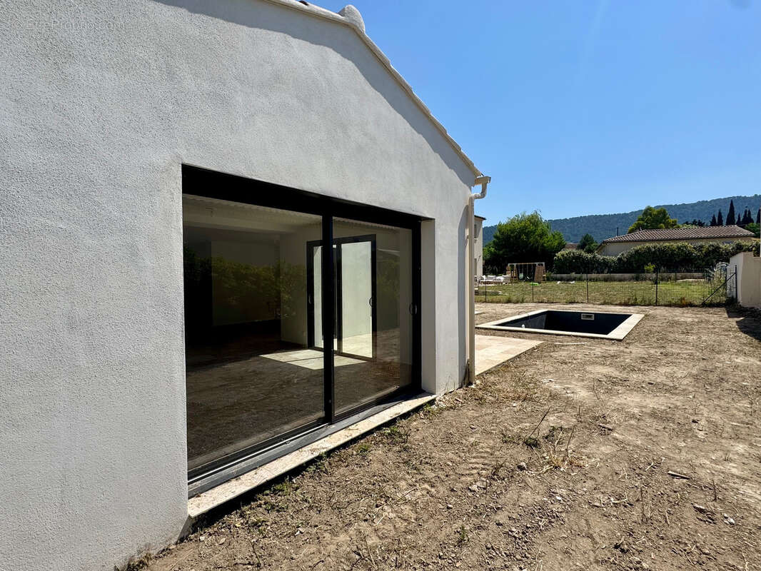 Maison à VAISON-LA-ROMAINE