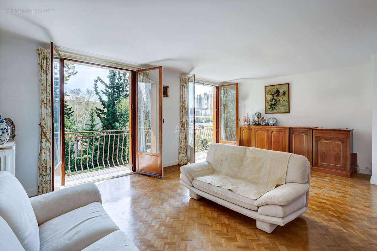 Appartement à CHAVILLE