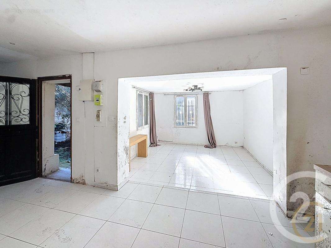 Maison à CHOISY-LE-ROI