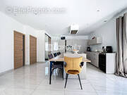 Maison à ROQUEVAIRE