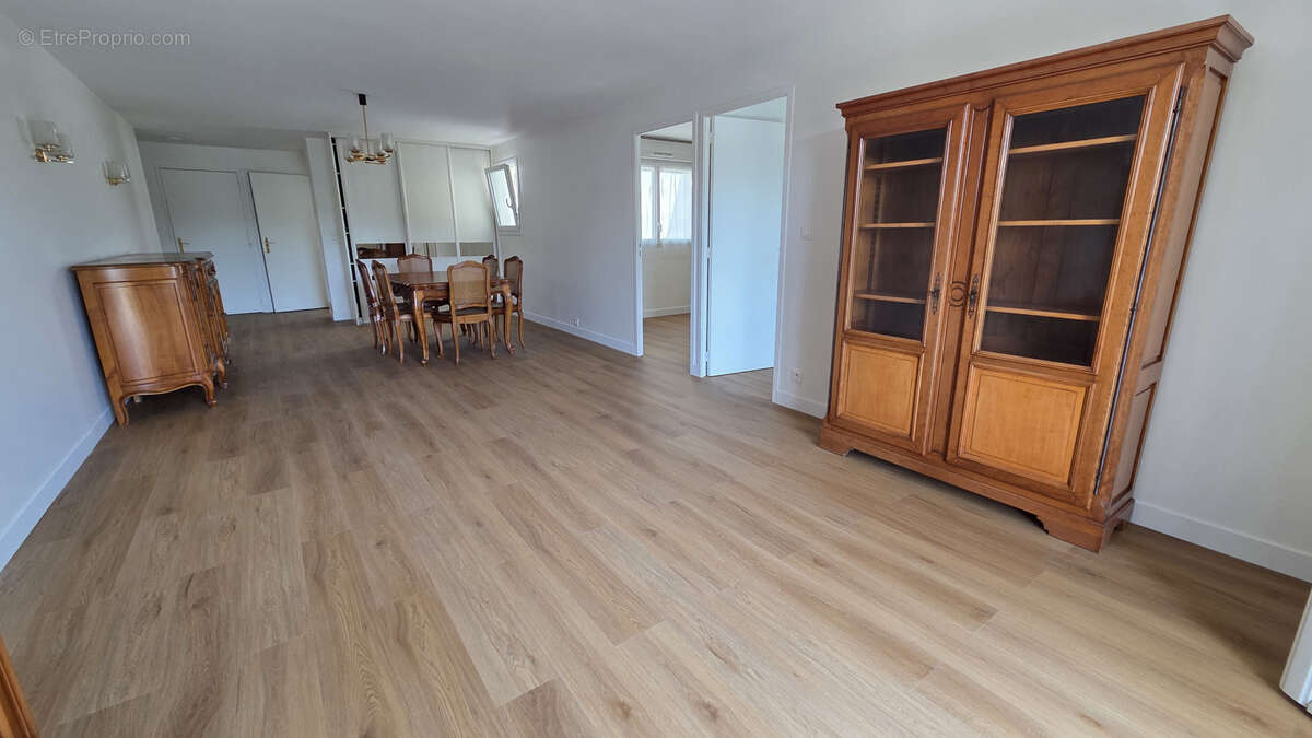 Appartement à BOISSY-SAINT-LEGER