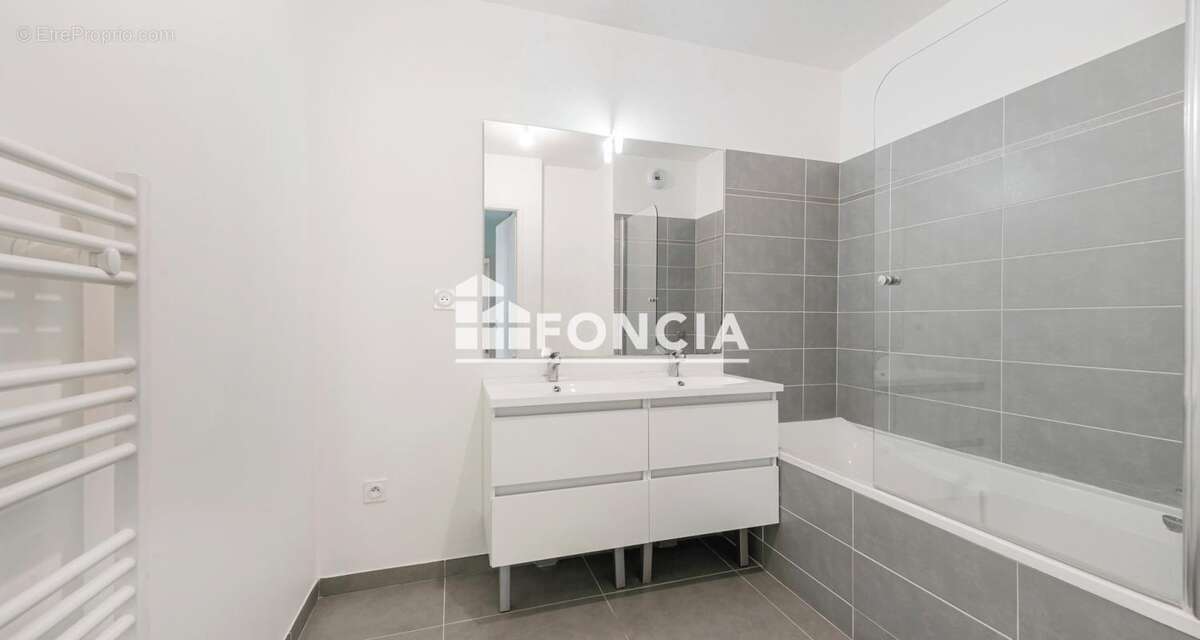 Appartement 71 m2 et garage - photo 5