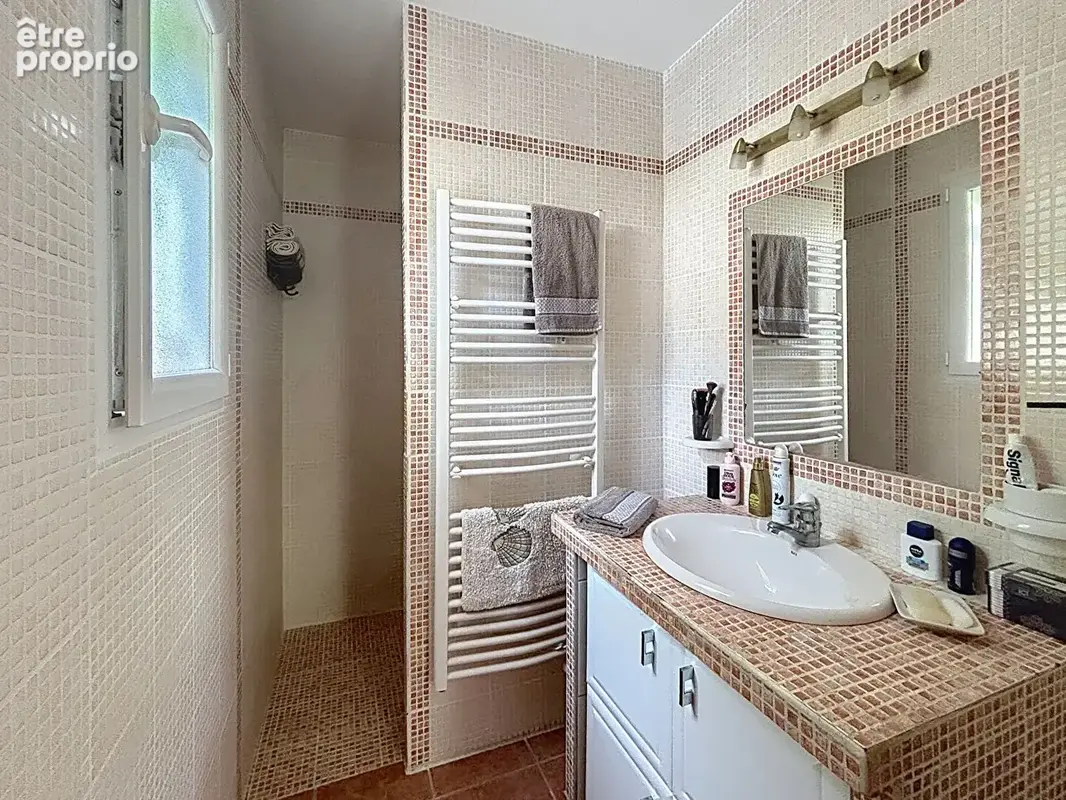 Maison Gardanne 6 pièce(s) 130 m2 - photo 8