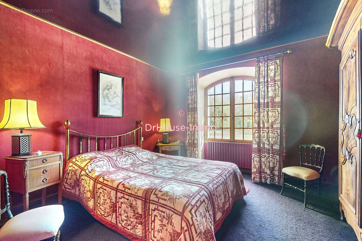 Maison 293 m² à Saint-Aoustrille  - photo 7