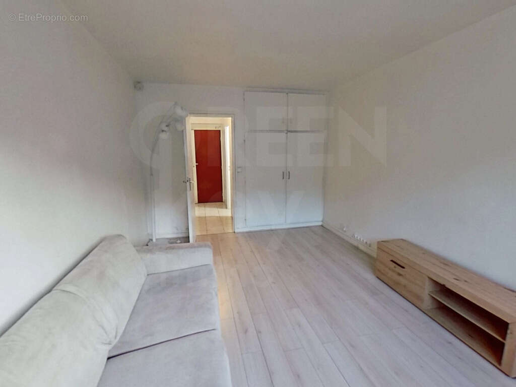 Appartement à PARIS-20E