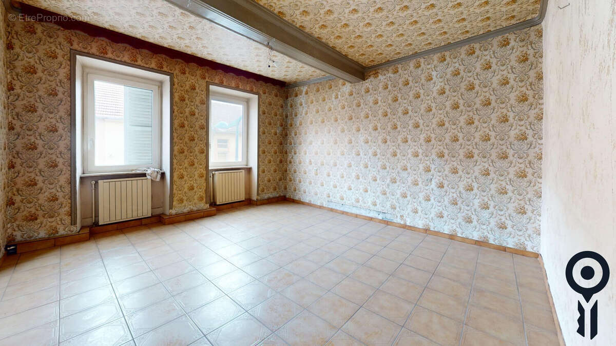 Appartement à PUTTELANGE-AUX-LACS