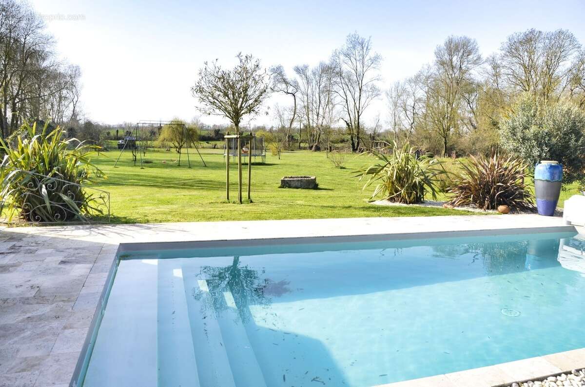 Maison à vendre 8 pièces LE GUE D'ALLERE (17) - photo 13