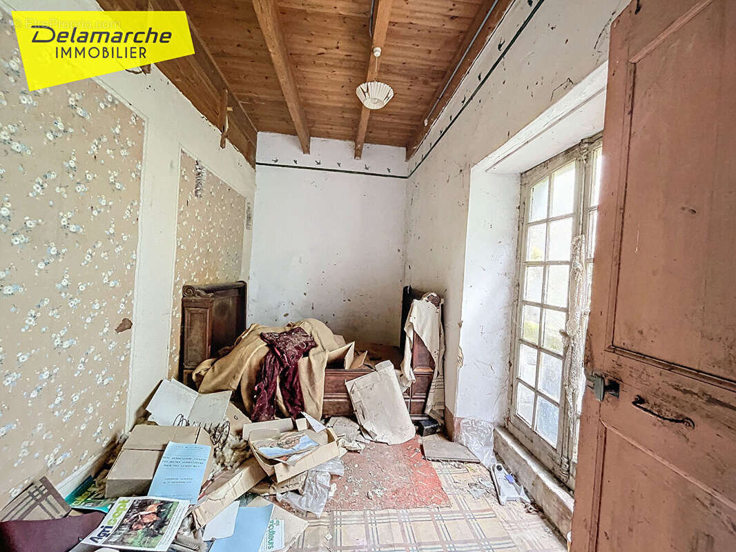 Maison à CHAMPREPUS