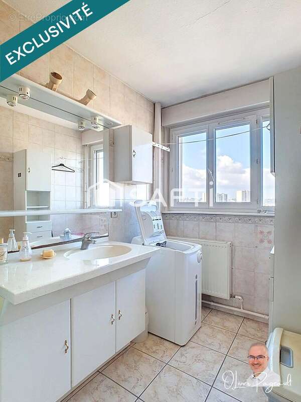 Photo 9 - Appartement à LYON-8E