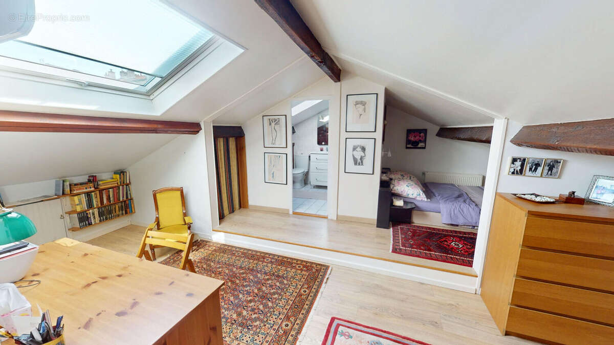 Maison à IVRY-SUR-SEINE