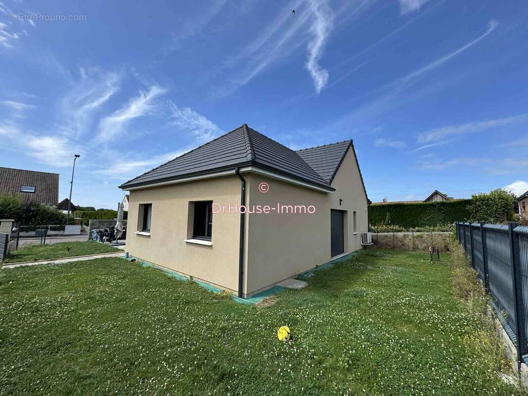 Maison à AUQUEMESNIL