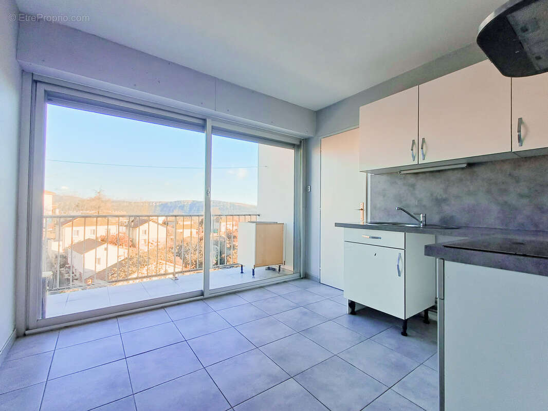 Appartement à AUBENAS