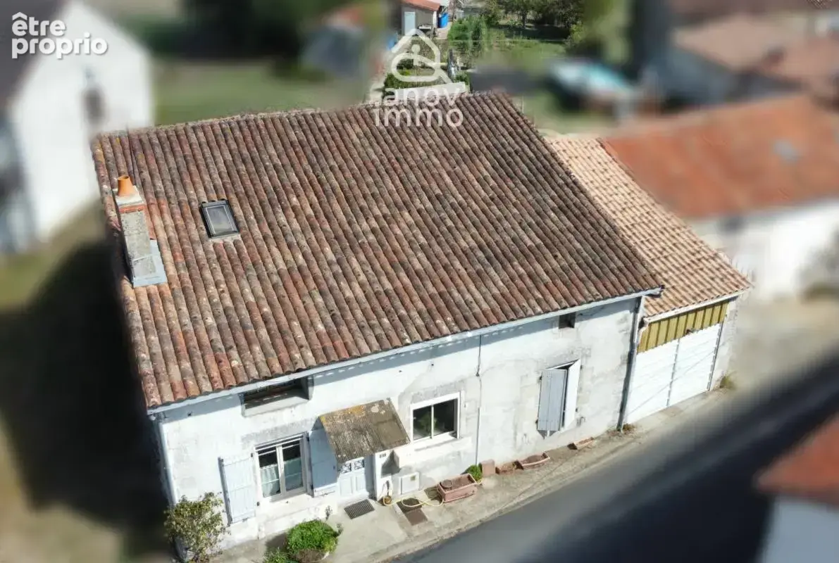Maison à CHARROUX