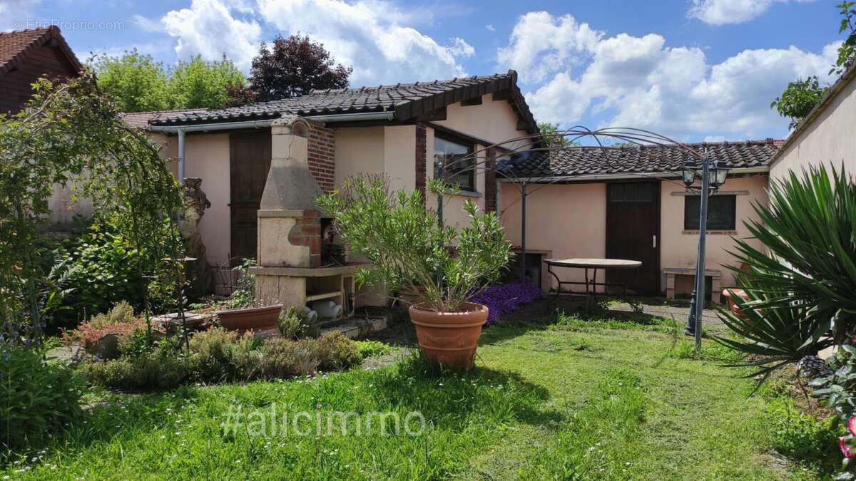 Maison à SEZANNE