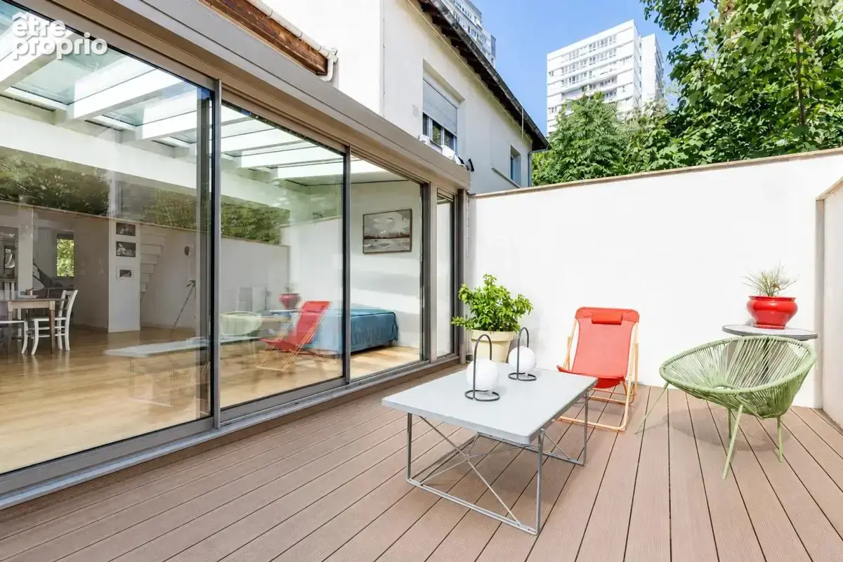 Maison de 5 pièces de 131 m² à Bagnolet - photo 2