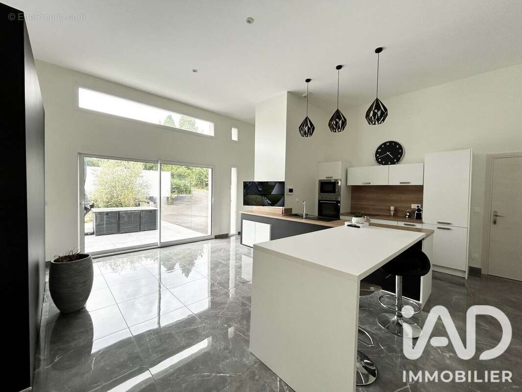Maison 149 m² à Couzeix  - photo 8