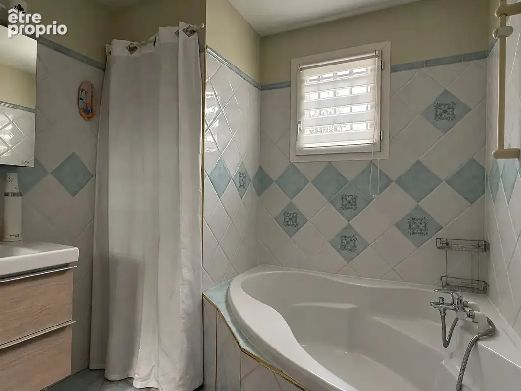 Maison familiale - 5 chambres - véranda et jardin - marcoussis - photo 9