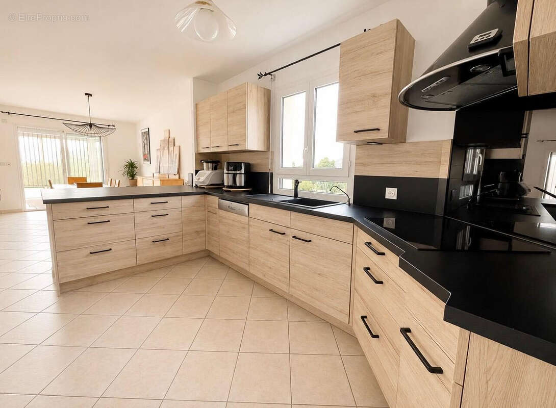Maison 179 m² à Nailly  - photo 6
