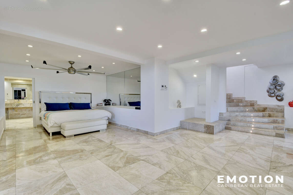 Propriété d’exception vue mer   971 m2 + 10 000 m2 de terrain - photo 10