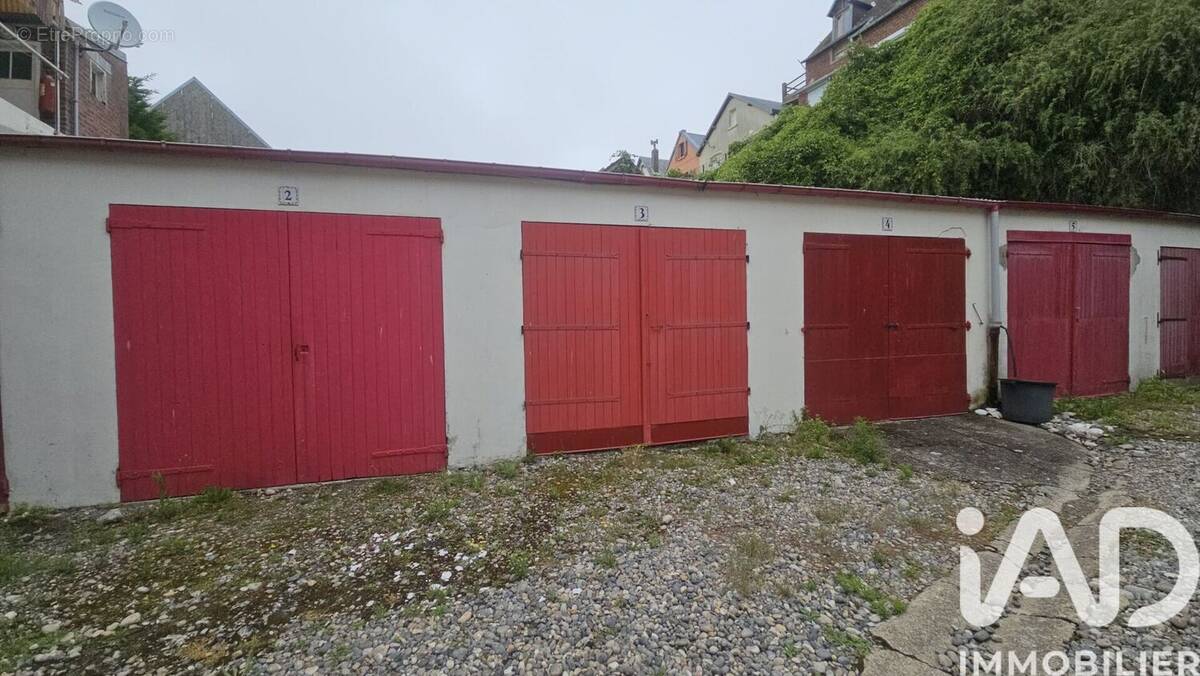 Photo 1 - Parking à AULT