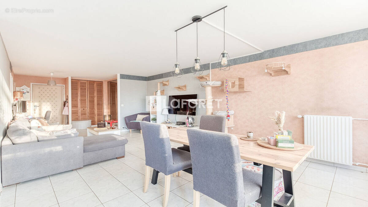 Appartement à ROISSY-EN-BRIE