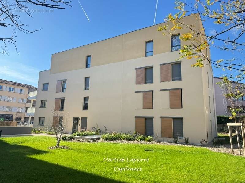 Appartement à CRAPONNE