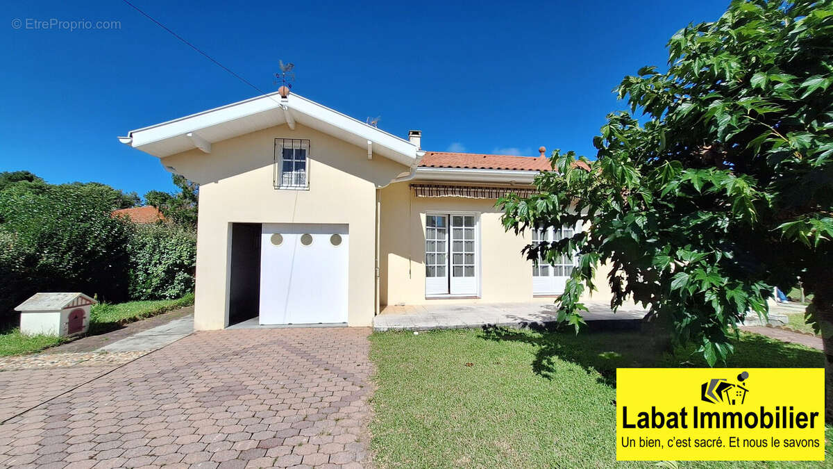 Maison à TARNOS
