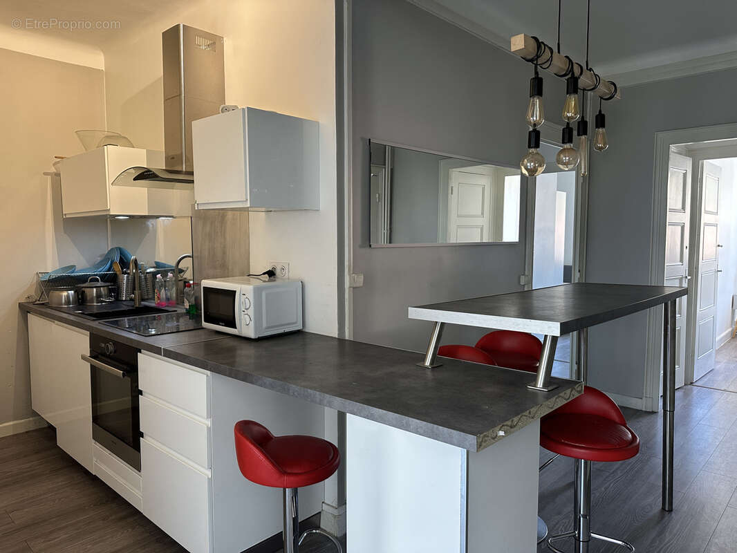 Appartement à SAINT-ETIENNE