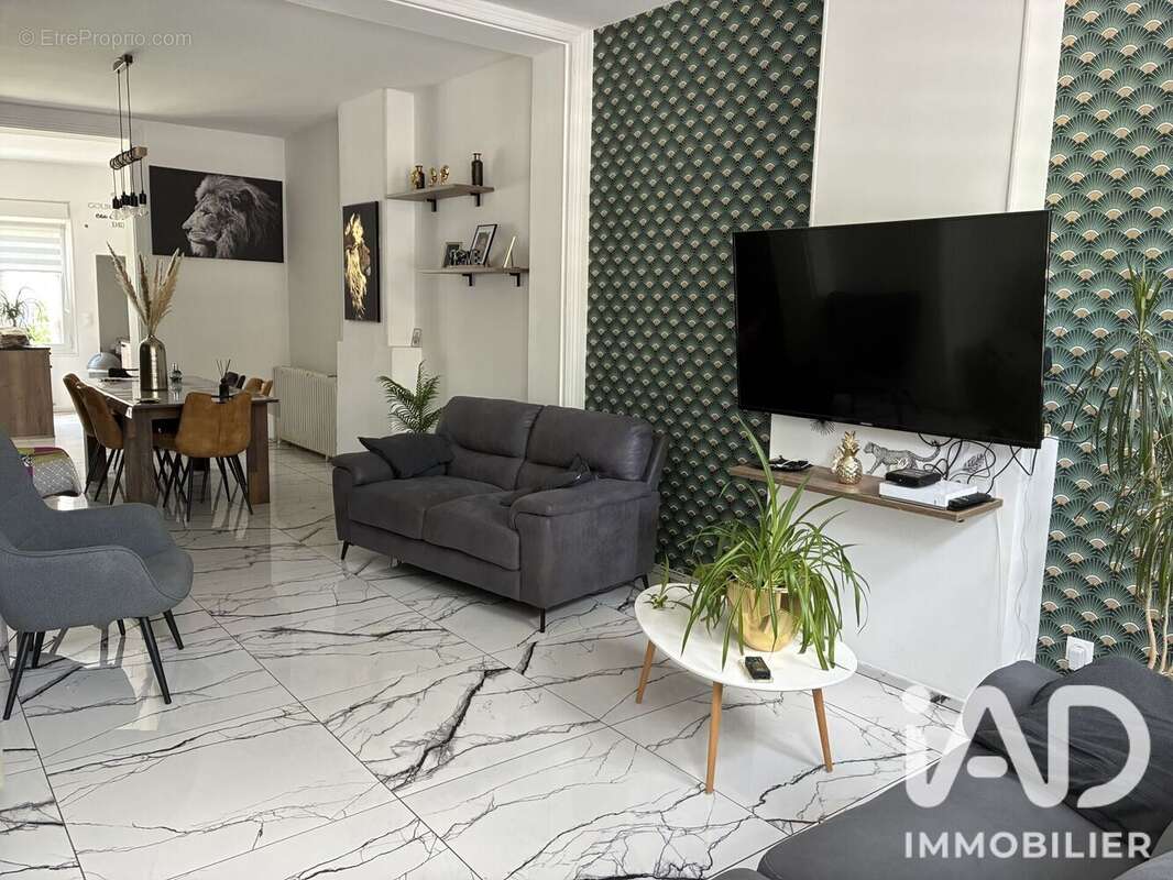 Maison 156 m² à Auberchicourt  - photo 2