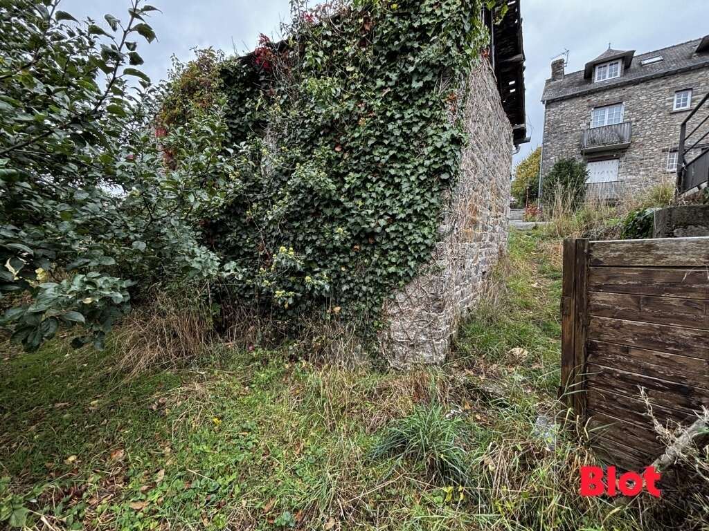 Maison à SAINT-GERMAIN-SUR-ILLE