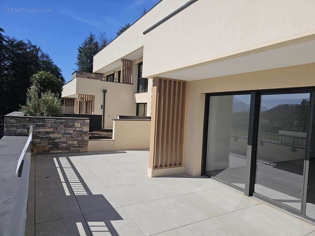 Appartement à MONTMELIAN