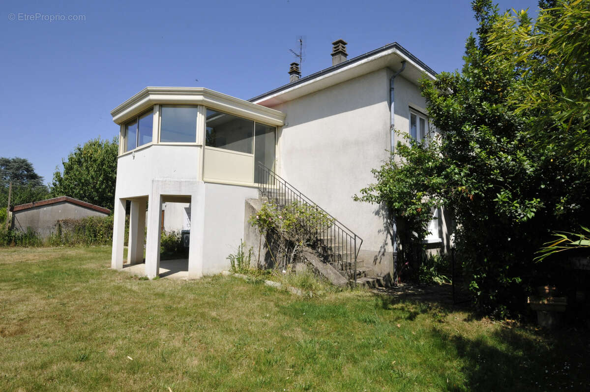 Maison à FEYTIAT