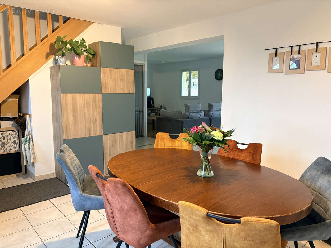 Maison à MARCHEVILLE