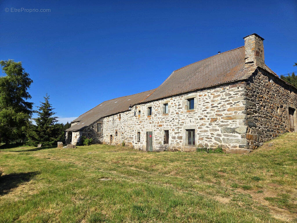 Maison à LE BEAGE